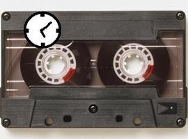 CassetteTapeClock