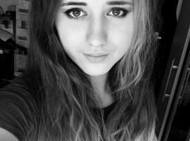 karinaisweird