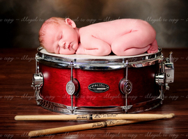 NakdDrummer